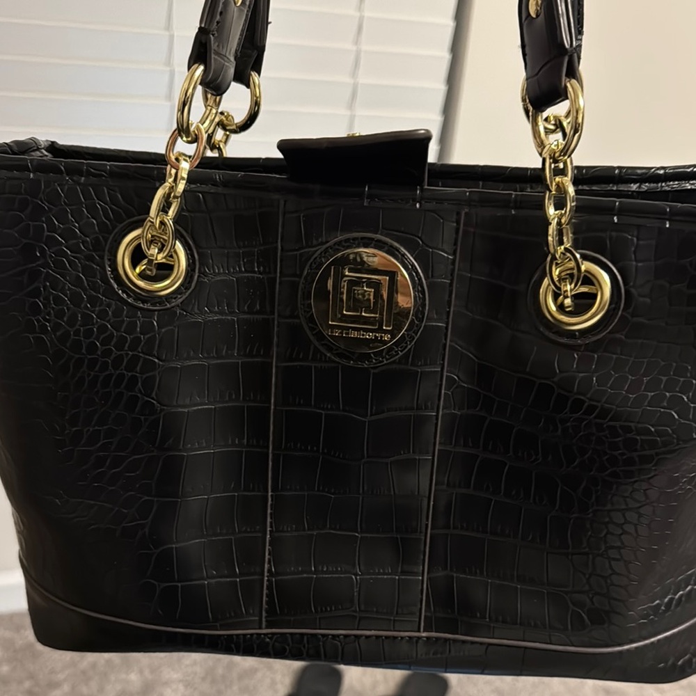 Liz Clairbone Elegant Black Crocodile-Embossed Handbag